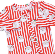 Load image into Gallery viewer, Angel Dearโs Vintage Santa Stripe 2 Way Zipper Footie and Convertible Romper wraps your little one in cozy holiday cheer. Featuring charming vintage Santas and classic red stripes, this gender-neutral footie combines comfort and festive style with a versatile 2-way zipper for easy changes. Celebrate Christmas with warmth and joy!
Pre, NB, 0-3m, 3-6m is a 2 Way Zipper Footie
6-12m, 12-18m is a Convertible Romper