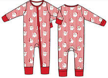 Load image into Gallery viewer, Angel Dearโs Vintage Santa Stripe 2 Way Zipper Footie and Convertible Romper wraps your little one in cozy holiday cheer. Featuring charming vintage Santas and classic red stripes, this gender-neutral footie combines comfort and festive style with a versatile 2-way zipper for easy changes. Celebrate Christmas with warmth and joy!
Pre, NB, 0-3m, 3-6m is a 2 Way Zipper Footie
6-12m, 12-18m is a Convertible Romper