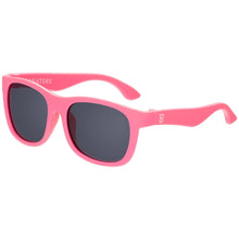 Load image into Gallery viewer, Elevate your mini’s everyday style with a pair of our classically cool Original Navigators! Ultra-stylish, well-made, and sun-safe for endless outdoor fun, these shades are perfect for your little adventurer or baby on the go. Each pair now comes with a microfiber storage bag that doubles as a cleaning cloth to keep your little one’s shades safe and clean.