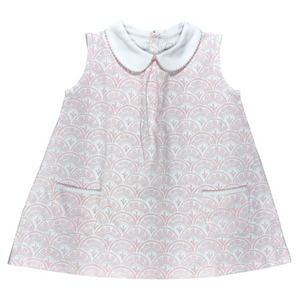 The Girl's Pink Scallop Pocket Twirl Dress blends elegance and playful charm, ideal for everyday adventures, imaginative play, and joyful occasions. &nbsp;

Classic and charming style.
Perfect for playtime, parties, and special moments.
Pima Cotton