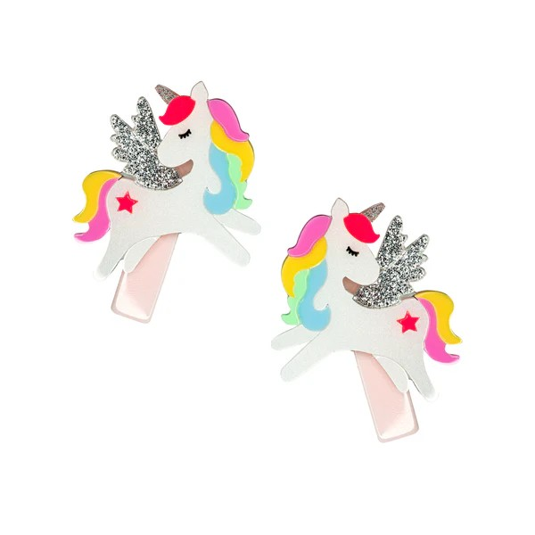 Embrace the enchantment of unicorns with our Unicorn Pastel Shades Alligator Clip! This adorable clip features a magical unicorn design with pastel shades, perfect for adding a touch of cuteness to any hairstyle. Whether for playdates, parties, or simply adding a touch of magic to everyday wear, this clip will surely become a favorite accessory in your child's collection. Let their imagination roam free and their style sparkle with this delightful clip celebrating the wonder of unicorns and fantasy!