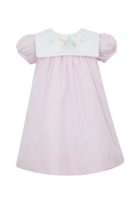 Dress your little one in the charming Girl's Noah's Ark Collar Dress from Anavini. This pink and white check dress features short sleeves, a large square collar, and charming Noah's Ark embroidery. Perfect for Easter or any Sunday event, this sweet and elegant piece will surely make her stand out!