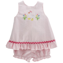 Load image into Gallery viewer, Girls Goose in Boots Short Set from Bailey Boys is a classic and sweet set. This sweet embroidered goose is an adorable attention to any little ones wardrobe. Destined to be a favorite and an heirloom piece!
