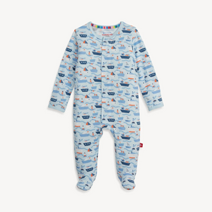 Infant Forever and All-Waves Footie Pajamas from Magnetic Me combine comfort and convenience for your little one. Featuring quick, quiet magnetic closures, these pajamas make dressing and nighttime changes effortless. Crafted from eco-friendly TENCEL™ modal, they offer a silky soft, breathable feel that’s gentle on sensitive skin. With natural temperature-regulating properties, they keep your baby warm in winter and cool in summer, ensuring cozy comfort all year long. A must-have essential for every parent 