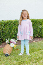 Load image into Gallery viewer, The Flower Bouquet Pant Set by Trotter Street Kids combines soft pink and white stripes with charming flower appliqués and light blue accents. Its cozy leggings and tunic with handy pockets create a delightful outfit that’s as playful as it is comfortable!
