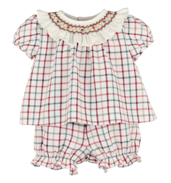 Dress your little one in timeless charm with the Tattersall Smocked Float & Diaper Set from Luli & Me. Featuring a delicate smocked, ruffle collar and cozy fall plaid, this set combines classic style with comfort, making it ideal for any autumn occasion. Perfectly designed for infant girls, it ensures she looks adorable while staying comfortable throughout the day.