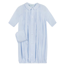 Load image into Gallery viewer, Looking for the perfect thing for your baby boy to make his debut in? This beautiful Feltman Brothers take me home set is just what you've been looking for with its timeless, vintage style. Ric rac trim lines the pointed collar and delicate fagoting lines the sleeve cuffs. The front is designed with tiny pintuck on the bodice and inverted pleats going down the length of the gown, accented with dainty lace boring and a hand embroidered dot design.

