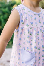 Load image into Gallery viewer, Embrace the joy of spring with the Gardenia Bloomer Set by The Proper Peony! This delightful knit bloomer set, adorned with a charming pink floral print, is perfect for your little one’s sunny adventures. Soft and comfortable, it combines style with playfulness for every precious moment!
