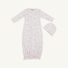 Load image into Gallery viewer, Wrap your newborn in the soft luxury of Pima cotton with this Adorable Everyday Gown &amp; Hat by The Beaufort Bonnet Company . The timeless toile print in Beale Street Blue or Hamptons Hot Pink brings classic charm to every moment. A perfect, heartfelt gift for your little one’s first days!
