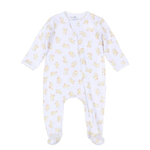 Load image into Gallery viewer, Wrap your little one in comfort and charm with the Downy Ducklings Print Zip Footie by Magnolia Baby. Crafted from soft Pima cotton, this convenient zip footie showcases an adorable ducklings print, making it the perfect gender-neutral outfit. It’s an ideal gift for new parents, blending style and practicality effortlessly!
