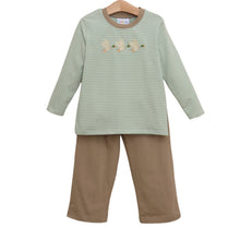 Load image into Gallery viewer, Ignite your little explorer’s passion for the outdoors with the Mallard Flight Pant Set by Jellybean! The warm brown pants and green striped shirt, detailed with charming mallard appliqués, create a cozy fall outfit that celebrates adventure and nature’s beauty. Perfect for spirited infants and toddlers!

 
