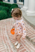 Load image into Gallery viewer, Celebrate Halloween magic with the Pink Casper Bubble by The Proper Peony! This charming bubble features a whimsical pink print and a delicate white ruffled collar, making your little girl’s festive moments adorable and unforgettable. Ready to enchant every Halloween celebration!

