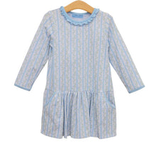 Load image into Gallery viewer, Let your little one twirl with joy in the Vineyard Blooms Dress by Trotter Street Kids. Soft pastels and delicate florals blend with a charming ruffled collar and pockets, creating a dress that’s as playful and sweet as childhood itself. Ready for every autumn adventure!
