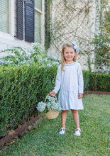Load image into Gallery viewer, Let your little one twirl with joy in the Vineyard Blooms Dress by Trotter Street Kids. Soft pastels and delicate florals blend with a charming ruffled collar and pockets, creating a dress that’s as playful and sweet as childhood itself. Ready for every autumn adventure!
