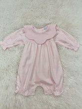 Load image into Gallery viewer, The Pink Susie Pima Bib Bubble by Baby Loren wraps your little one in buttery-soft Pima cotton, blending delicate pastel pink houndstooth with a charming pink solid scalloped collar. This timeless piece brings cozy comfort and irresistible sweetness to every moment!
