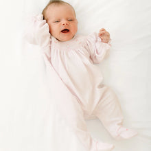 Load image into Gallery viewer, Sweet, classic, and made for everyday comfort, the Magnolia Baby Anna Bishop Footie - Pink is a timeless essential for your little one. Crafted from 100% Peruvian Pima cotton, it offers exceptional softness and breathability for delicate skin.
