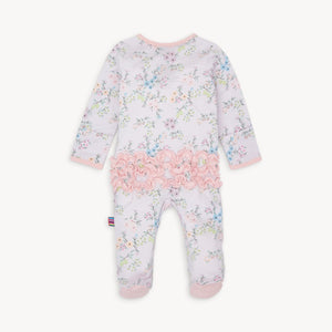Experience the convenience and beauty of the Emily Floral Footie Pajama from Magnetic Me! The magnetic front closure makes dressing effortless for parents, while the ruffled back adds a touch of sweetness. The lovely lavender and floral design will have your little one looking adorable and feeling cozy all night long.
