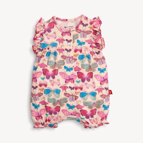 Just in time for Spring- Girl's Flutter Romper from Magnetic Me! This infant girl's outfit from Magnetic Me is designed with a vibrant butterfly pattern. Experience the convenience and ease of dressing your little one with Magnetic Me for every day wear this Spring season!