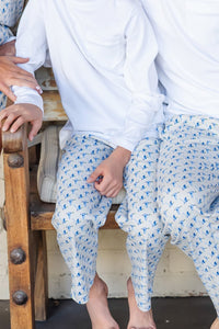 Designed for comfort and style, the Beckett Boys' Lounge Pant features a timeless mallard duck print that adds a playful touch to any outfit. Perfect for lounging or casual adventures, these pants ensure all-day ease with a soft fabric that moves with your child. Elevate your little one’s wardrobe with this charming and cozy essential from Lila &amp; Hayes.