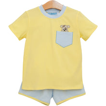 Load image into Gallery viewer, Your little one will love this adorable Puppy Paws Short Set from Trotter Street Kids. The cheerful yellow tee features a charming puppy design perched playfully above the coordinating pocket, paired with matching striped shorts for a coordinated look.&nbsp;
