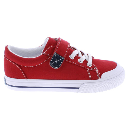 Introducing Footmates Jordan in Red, the perfect canvas shoe loved by moms and kids alike. With its Velcro closure, this Footmates shoe is both stylish and convenient, making it a favorite for all ages. Add it to your shoe collection today!