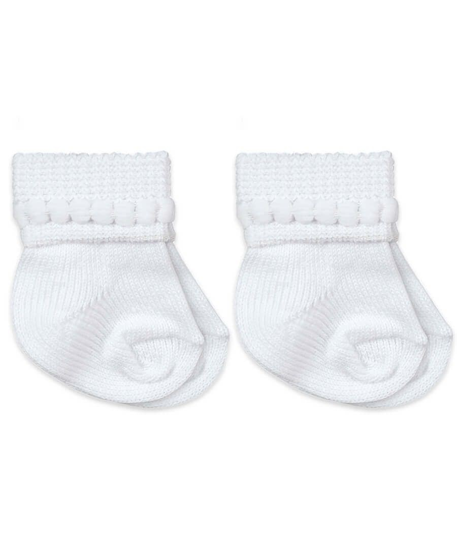 If you are looking for a baby sock that will stay on those wiggly baby feet, look no further. These bubble booties are world famous for staying right where you put them. The cute bubble stitch keeps socks on and in place for all day wear.