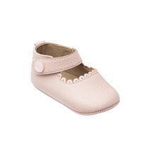 Load image into Gallery viewer, These adorable Mary Jane shoes combine style and comfort for your little one. Featuring soft construction with scalloped edges, extra cushioning in the leather insole, and a breathable lining to keep feet cozy. The supple, natural sheepskin lining adds a luxurious touch. The hook-and-loop strap with a decorative pearled button ensures easy wear. Flexible soles offer support and grip, with a classic Elephantito paw design on the rubber soles.

Soft construction with scalloped edges
Extra cushioning in leathe
