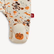 Load image into Gallery viewer, Magnetic Me Disney x Spooky Season Modal Footie.&nbsp;

This modal Magnetic Footie, designed with magnetic closures, is a quick and quiet lifesaver for all-day and middle-of-the-night diaper changes—that&#39;s up to 12 times a day (!). Made from sustainable modal, it&#39;s a silky-soft and temperature-regulating sleeper to keep your little one comfy from head to toe.

TENCEL™ modal is bio-based, ethically sourced, biodegradable and more durable than bamboo.
