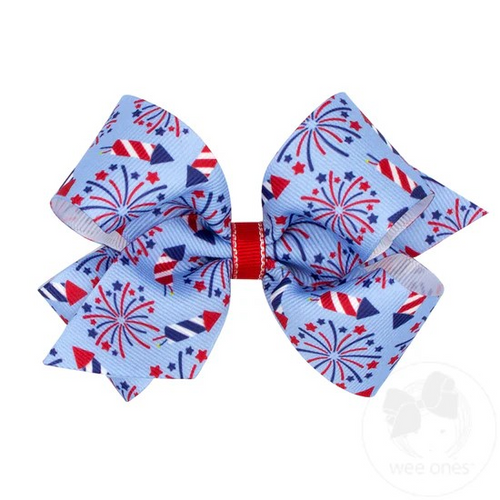 The perfect finishing touch for summer BBQs and fireworks! This Medium Grosgrain hairbow features an adorable patriotic blue Fireworks print to compliment any red, white, and blue outfit.This bow is sure to stay in her hair all day with our patented WeeStay™ no-slip hair clip.