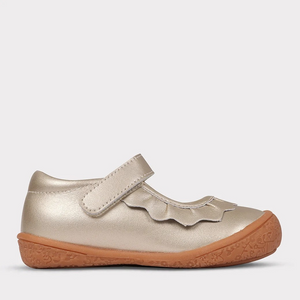 The Amina Leather is the perfect blend of style and quality for your little girl! Now available in premium leather, these shoes are as durable as they are adorable. Delicate ruffles add a charming touch, while the easy hook and loop closure makes them a breeze to slip on and secure. Designed for all-day comfort with a touch of elegance, Amina Leather is ready for any occasion, from playground fun to special outings. Give her the perfect pair that’s made to last—and made to love!

• Real Leather Upper
• Brea
