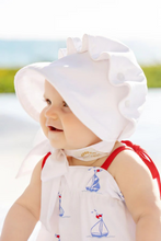 Load image into Gallery viewer, The Beaufort Bonnet in Worth Avenue White is simple and sweet. It is a staple for any darling little girl&#39;s wardrobe. Not only does it provide some shade for those cheeks you love so much, but it looks absolutely precious with any outfit too!
