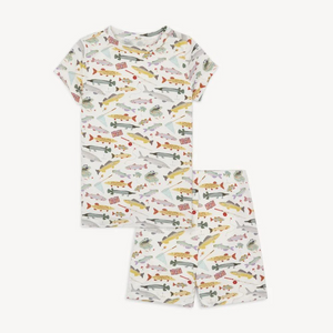 Make bedtime fun with the Reel Good Time Matching Pajama Set from Magnetic Me. Featuring a charming fish and tacklebox print, this set is perfect for your little angler. Crafted for comfort and style, it’s ideal for your fish-loving toddler boy to enjoy cozy nights and playful mornings.