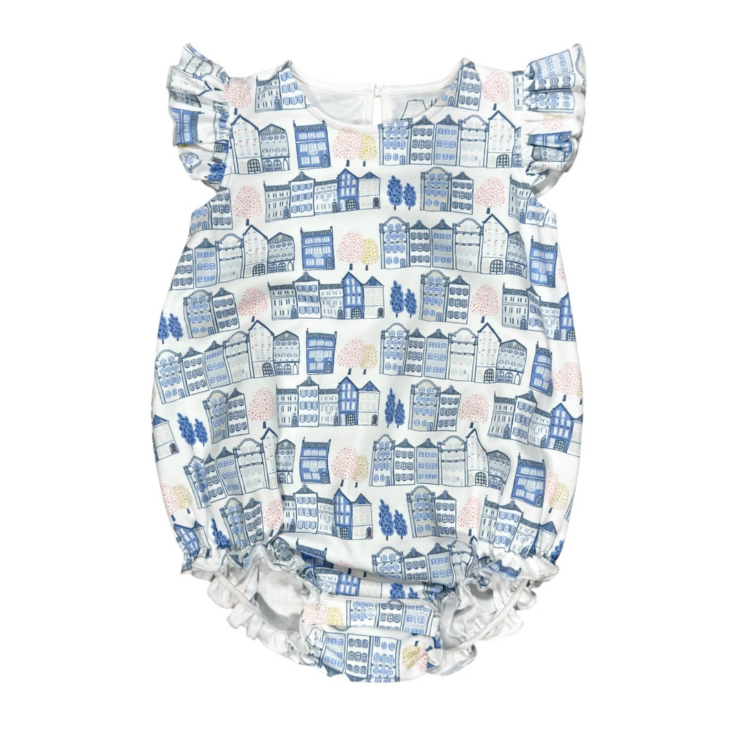 The Dutch Row Girls Sleeveless Classic Bubble blends elegance and playful charm, ideal for everyday adventures, imaginative play, and joyful occasions.  

Classic and charming style.
Perfect for playtime, parties, and special moments.