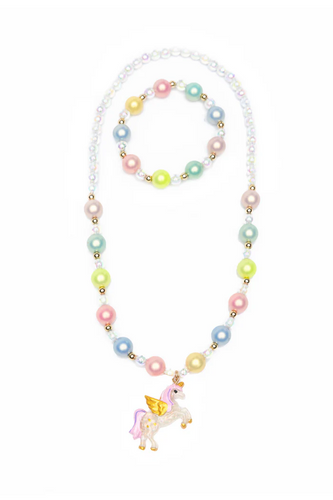Bring out your inner unicorn with the perfect, colorful unicorn necklace and bracelet set!