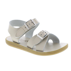 Footmates Tide Sandal for toddlers, the perfect spring-to-summer shoe for all occasions and events!

Adjustable hook-and-loop straps provide a custom fit for a charming water-friendly sandal your little one can wear to the beach, pool or splash pad.

Corrosion-resistant buckles
Slip-resistant sole
Textile upper and lining/rubber sole