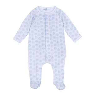 Dress your little one in cozy comfort with the Precious Pumpkins Zipper Footie from Magnolia Baby. Featuring a charming blue and white pumpkin print, this footie is perfect for infant boys. The convenient zipper makes dressing quick and easy, while the soft fabric keeps your baby warm and comfortable all day and night. Ideal for everyday wear or special fall occasions, this footie combines adorable style with practical design.
