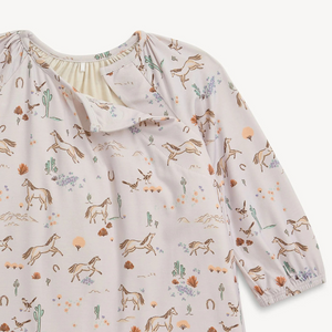 Born to Run Right Fit Nightgown from Magnetic Me. Easy-to-dress magnetic nightgowns with unbeatable softness and comfort for sleep.&nbsp;

The RightFit™ long sleeve Nightgown features magnetic closures at the neck, allowing the gown to slip easily over the head—which also helps your kids develop a can-do attitude toward dressing themselves. Crafted in our revolutionary, naturally flame resistant fabric without the use of toxic chemicals, RightFit™ is breathable and oh-so soft.