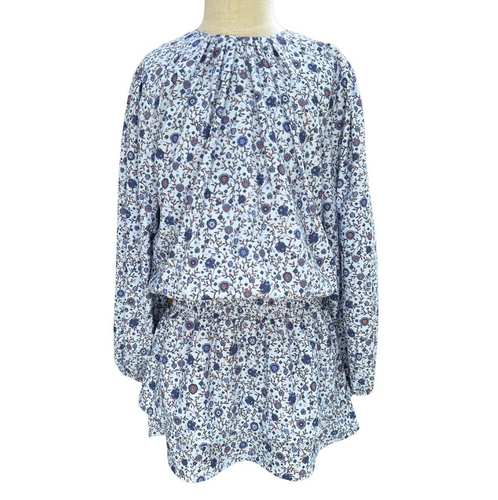 The Ruby Dress Forget Me Not Blue from pleat offers timeless charm with its delicate floral chiffon fabric and flattering cinched waist. Designed for tween girls, its long sleeves provide graceful coverage while keeping the look fresh and stylish. Perfect for special occasions or everyday elegance, this dress combines comfort with classic design to make your young one feel confident and beautiful.
