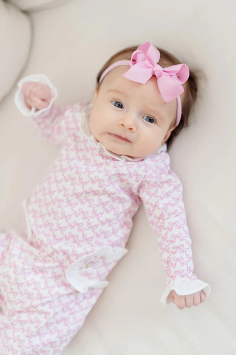 Dress your little one in charming comfort with the Infant Girls' Lucy Romper from Lila & Hayes. This footed romper features delicate pink bow prints and sweet ruffle accents, creating an adorable outfit that’s perfect for playtime or naptime. Designed to match the big sister lounge dress and robe, it’s ideal for coordinated family moments while keeping your baby cozy and stylish all day long.