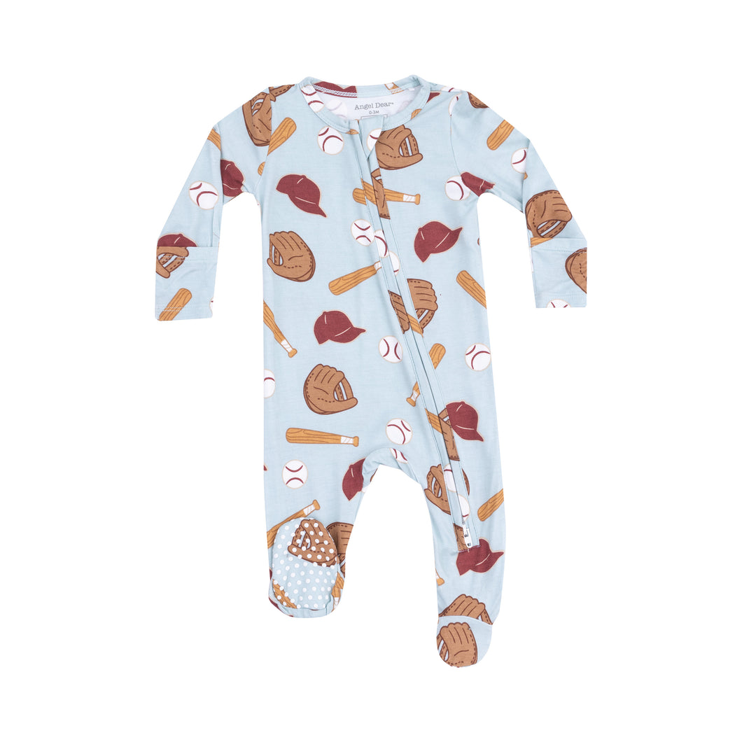 Batter Up! Wrap your infant boy in ultimate comfort with the Angel Dear Infant Boys Baseball Things 2 Way Zipper Footie. Made with bamboo material and featuring an adorable baseball print, this footie is sure to be a favorite. The 2-way zipper makes dressing and diaper changes a breeze. Get ready for the cutest baseball fan in town!