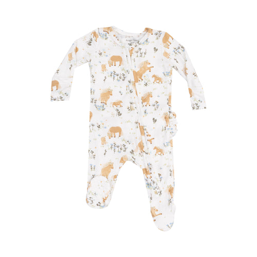 Indulge your little cowgirl with the Infant Girls Pretty Ponies 2 Way Zipper Footie from Angel Dear. Made from 100% bamboo material, this footie offers ultimate comfort and the 2 way zipper makes diaper changes a breeze. The sweet ponies print and ruffle back adds an adorable touch.