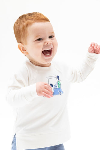 The Boys Golf Cart Embroidered Sweatshirt from Angel Dear is a hole in one for any young golf enthusiast. Crafted in a soft ivory fabric, it features a detailed embroidered classic golf cart on the front, combining comfort and timeless style. Perfect for keeping him cool and classic all fall and winter, this sweatshirt is ideal for days out on the course or casual wear.