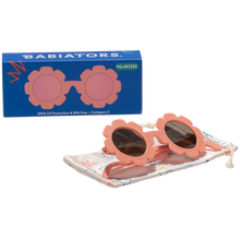 Load image into Gallery viewer, In season now: freshly picked Polarized Flower sunglasses! Featuring vibrant, spring-inspired colors and rose-gold mirrored lenses, your mini won’t want to take these high-fashion frames off. Each pair now comes with a microfiber storage bag that doubles as a cleaning cloth to keep your little one’s shades safe and clean.
