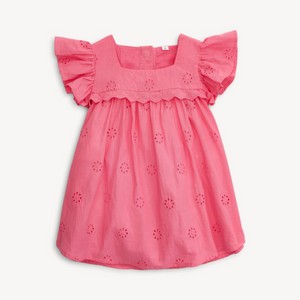 This All-A-Flutter Cotton Poplin Eyelet Dress from Magnetic Me is a must-have for any stylish girl! The magnetic closures make getting dressed a breeze, while the beautiful bubble gum pink color and classic eyelet design add a touch of sophistication. With flutter sleeves for a playful touch, this dress will become her go-to favorite, making mornings a breeze for both her and you!