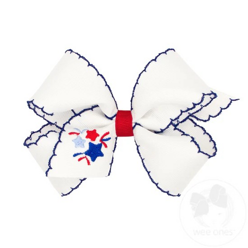 The perfect finishing touch for summer BBQs and fireworks! This Embroidered Grosgrain hairbow features adorable patriotic firework embroidery to compliment any red, white, and blue outfit. This bow is sure to stay in her hair all day with our patented WeeStay™ no-slip hair clip.
