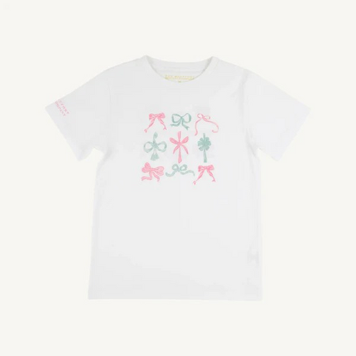 Our Sir Proper's T-Shirt in Worth Avenue White with Bows is the perfect shirt for every day. Your little one is sure to enjoy this comfortable fit! No Bow, No Go slogan ensures everyone knows how serious the bow situation is! From The Beaufort Bonnet Company.