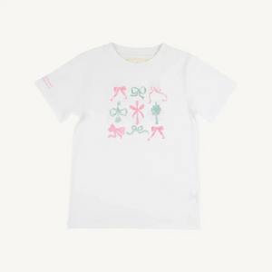 Our Sir Proper's T-Shirt in Worth Avenue White with Bows is the perfect shirt for every day. Your little one is sure to enjoy this comfortable fit! No Bow, No Go slogan ensures everyone knows how serious the bow situation is! From The Beaufort Bonnet Company.