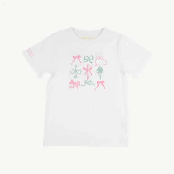 Our Sir Proper's T-Shirt in Worth Avenue White with Bows is the perfect shirt for every day. Your little one is sure to enjoy this comfortable fit! No Bow, No Go slogan ensures everyone knows how serious the bow situation is! From The Beaufort Bonnet Company.