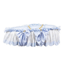 Load image into Gallery viewer, Moses Basket Scallop Dot
